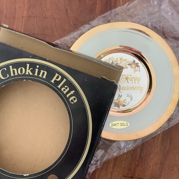 Happy Anniversary Gold saucer - Picture 3 of 3